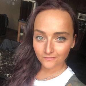 Meet your Posher, Meagan